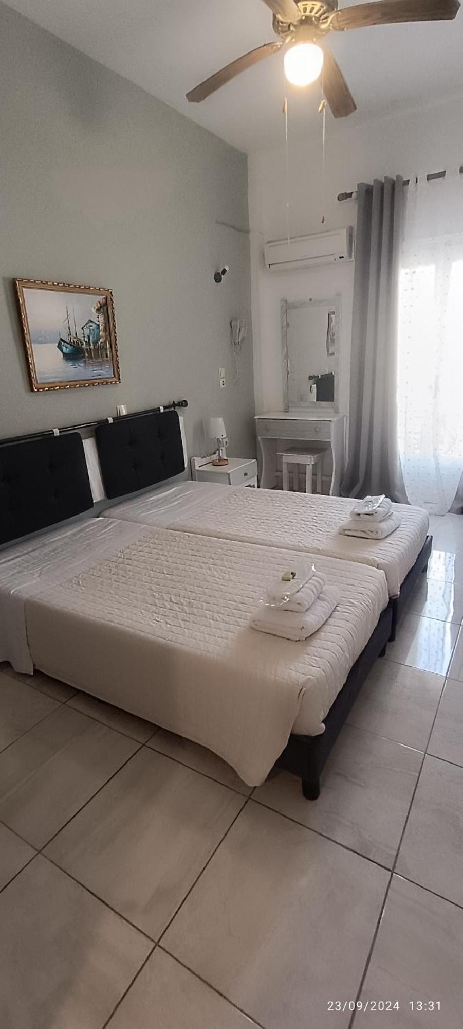 Odysseas Hotel Samos Exterior photo